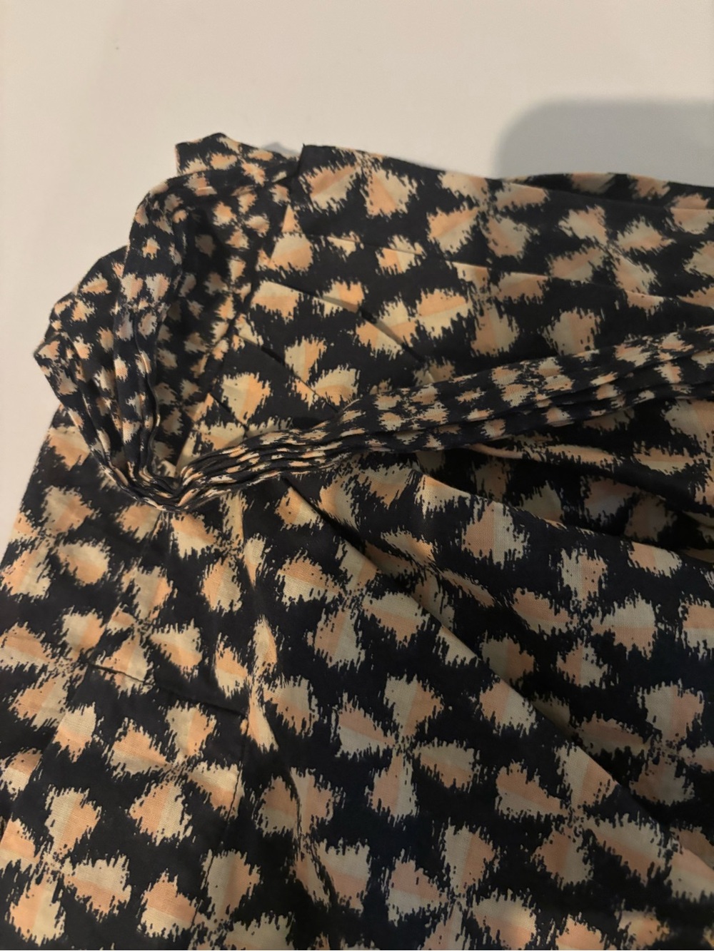 ba&sh Black and Beige Floral-Tonal Print Wrap Skirt Womens Size S, ba&sh size 1 - Picture 8 of 11